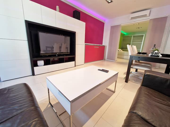 Estupendo Apartamento En Malasaña - Madrid