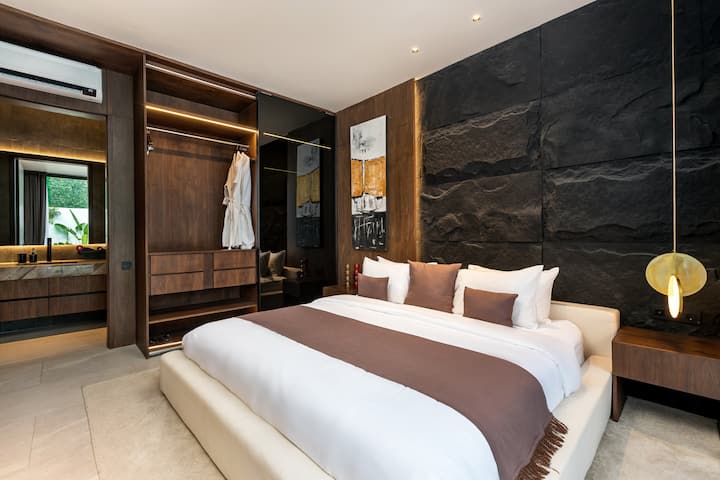 Vila Grey s 3 spavaće sobe · Moderna vila Grey s 3 spavaće sobe • Sauna   Ledena kupelj
