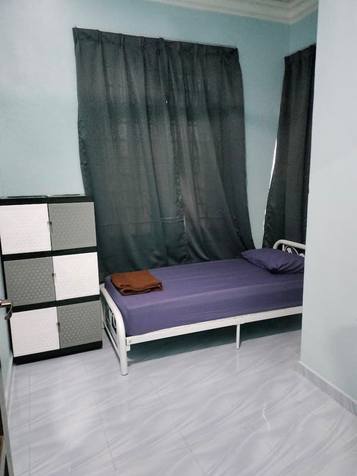 Спалня 3