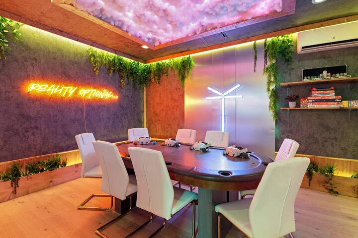 Aura | New | Lux | Unmatched Amenities | 10 to DT gallery image 3