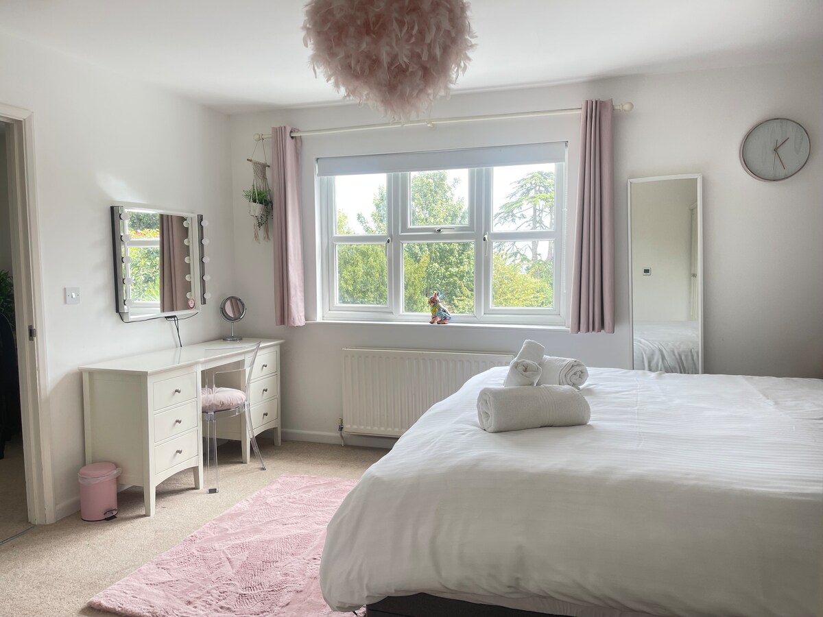 غرفة النوم 1