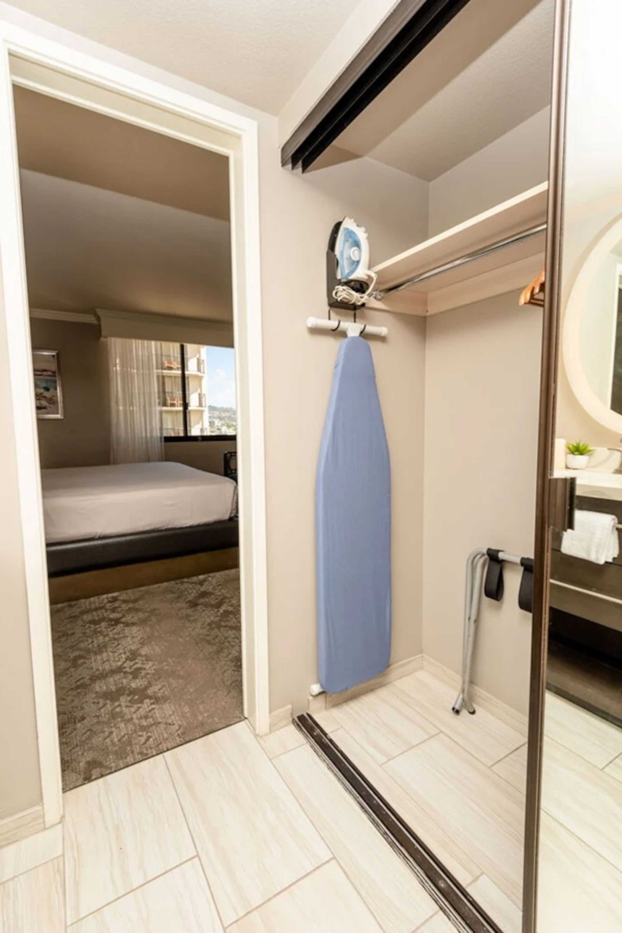 Hotel in Honolulu · ★4.78 · 2 bedrooms · 4 beds · 2 private baths - Image 19