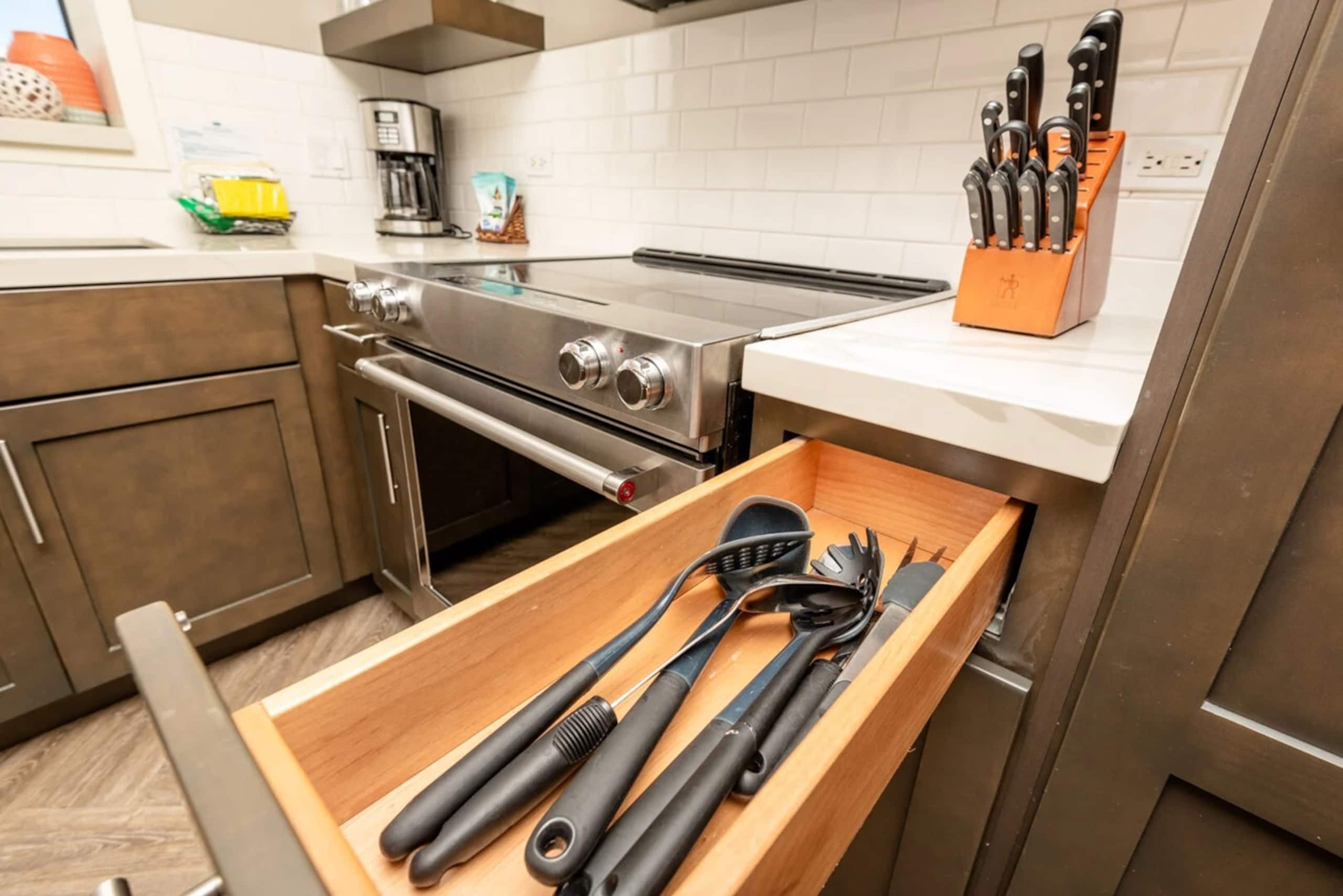 Hotel in Honolulu · ★4.78 · 2 bedrooms · 4 beds · 2 private baths - Image 25