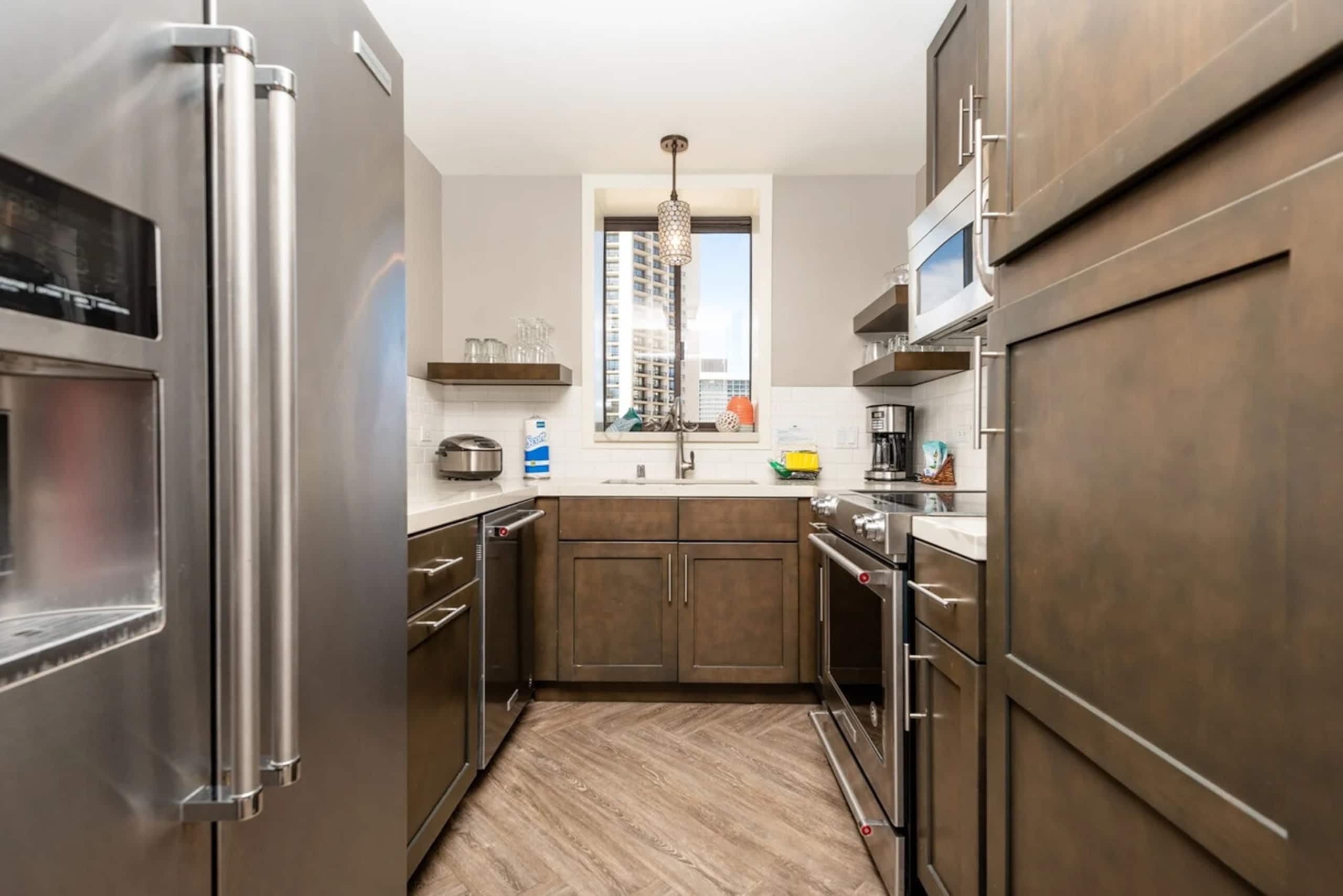 Hotel in Honolulu · ★4.78 · 2 bedrooms · 4 beds · 2 private baths - Image 23