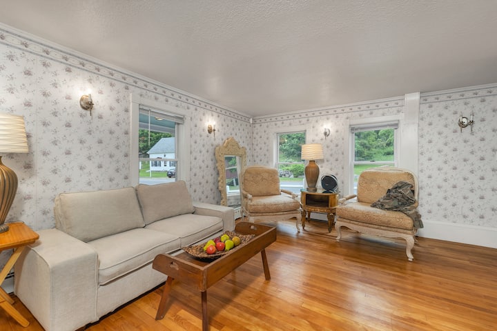 2br Sleep6 Brookside Cottage Roadhouse #Lakewinni - Tuftonboro, NH