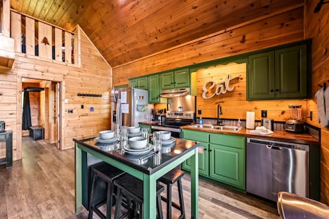 Lost in Love Cabin cabin in Pigeon Forge - Photo 5