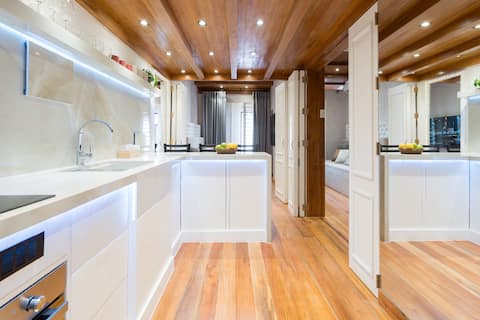 3BR Cozy Cabin | Sleeps 8-12 | 3TV | 1 Bath