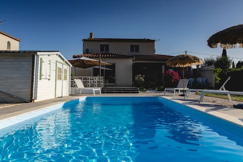 Sunny Escape – Pool Villa for Family & Friends