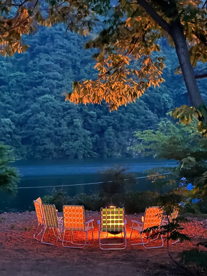 18번째 이미지(총 56개), 식사 공간 사진 3