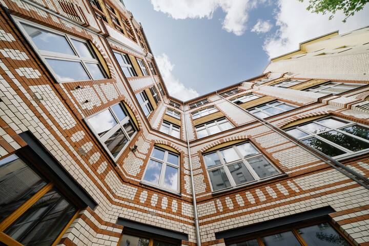 Historic Building | Kitchen | Mauerpark | Groups gallery image 5