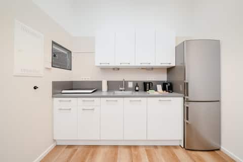 Successful Airbnb property: New Build | near River | Main Station | Family in Moabit