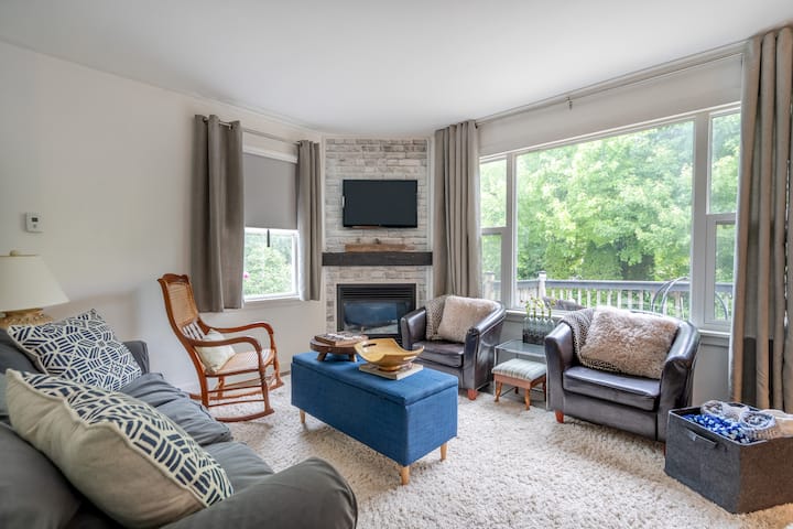 5min->gb Beach & Pinery*8br Cottage*firepit*bbq - Grand Bend