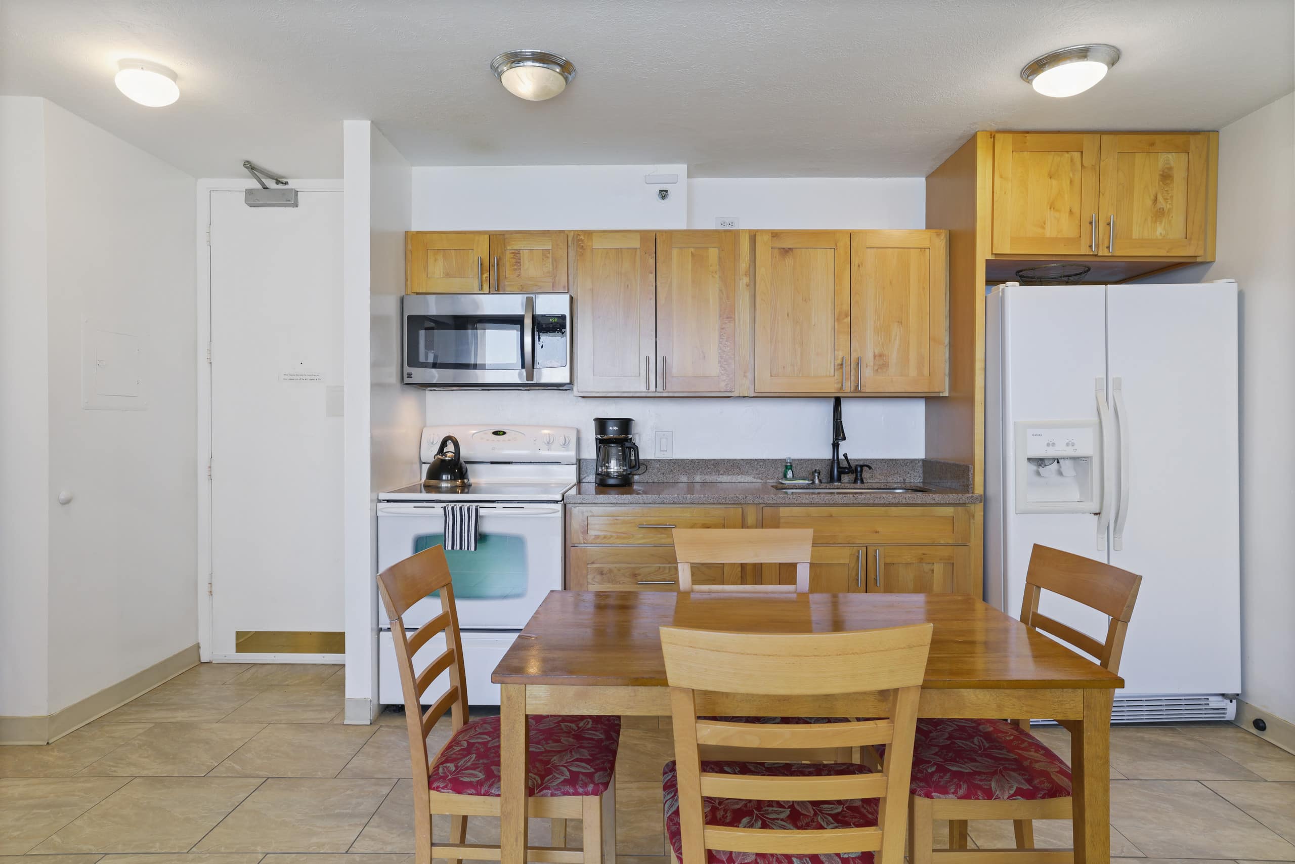 Hotel in Honolulu · ★4.61 · 1 bedroom · 3 beds · 1 private bath - Image 7