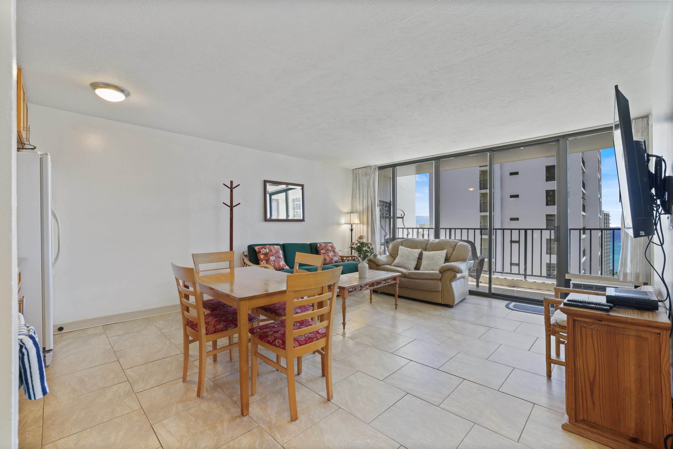 Hotel in Honolulu · ★4.61 · 1 bedroom · 3 beds · 1 private bath - Image 4