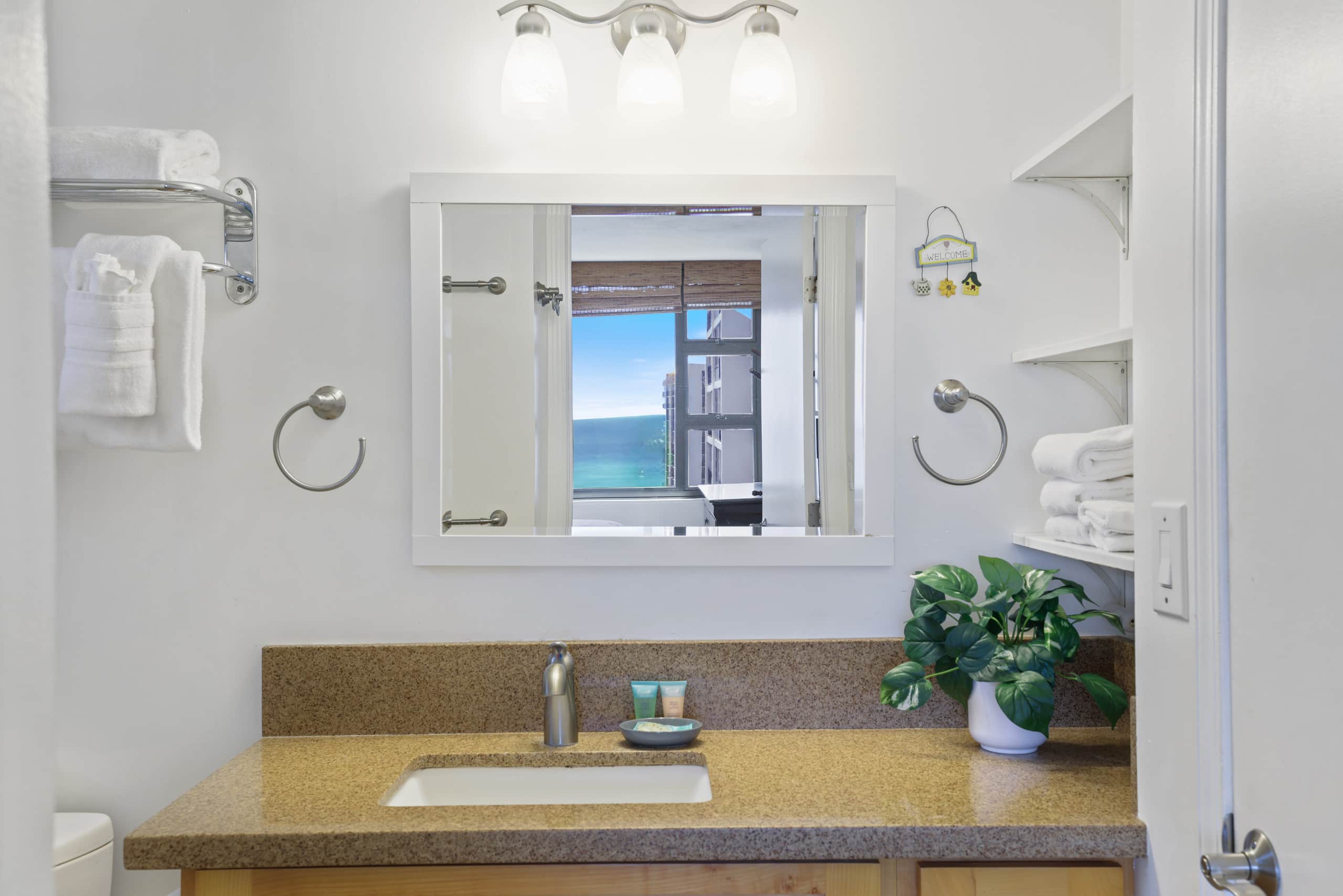 Hotel in Honolulu · ★4.61 · 1 bedroom · 3 beds · 1 private bath - Image 16