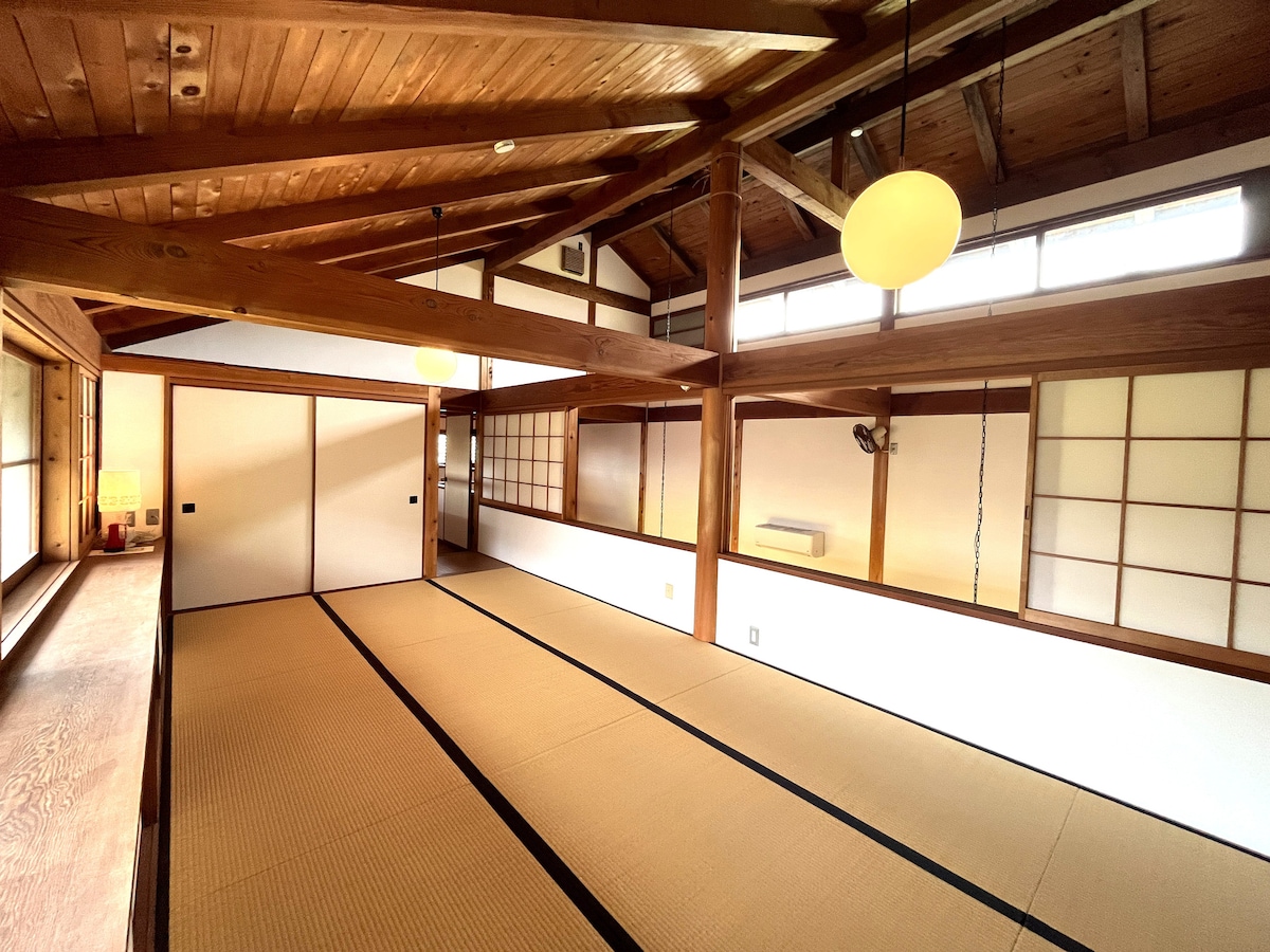 伊根の舟屋まで10分/天橋立まで7分/最大15人/一棟貸切/BBQ・花火OK/大