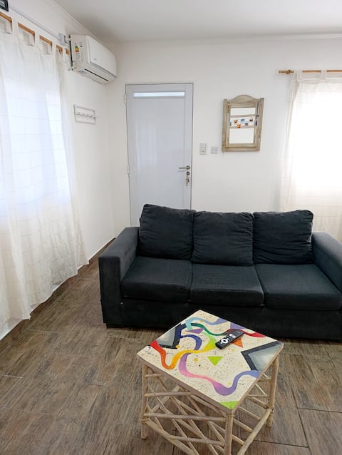 Propiedad de Airbnb exitosa: Close to the route. With private garage. A en Departamento Capital