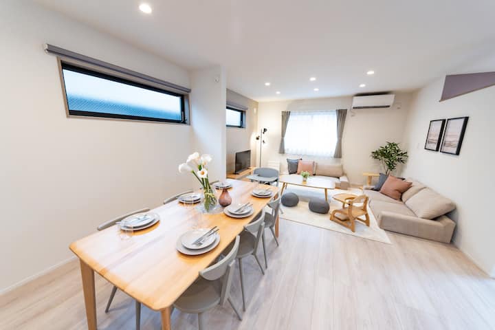 New House/16ppl/Near Sta/16m Skytree/50m Airports