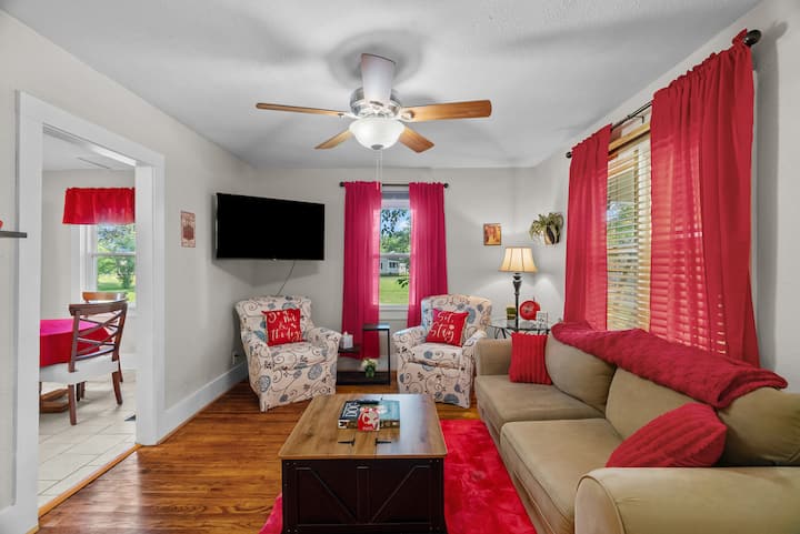 Coca Cola Cottage - Pet Friendly Near Purina Farms - Scotsdale, MO