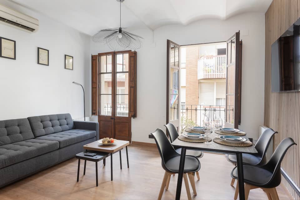 Stylish Gràcia Flat — Barcelona