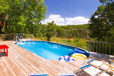 Camp Llama A-Frame 10 Acres | Sleeps 29 | Hot Tub