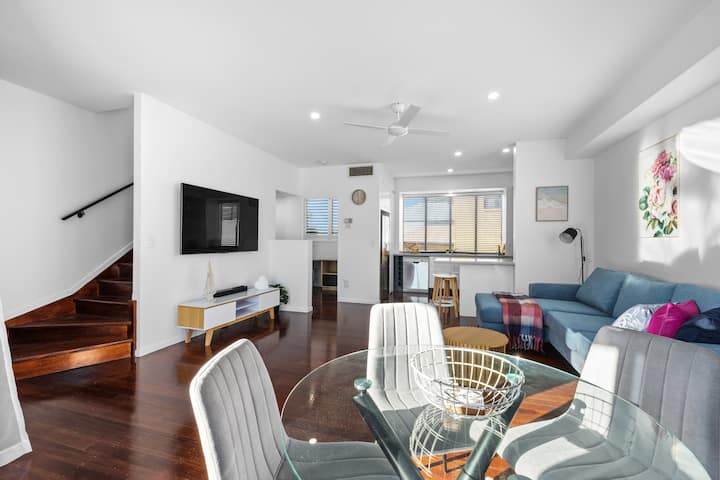 Manly Beach View Townhouse Haven - Brisbane