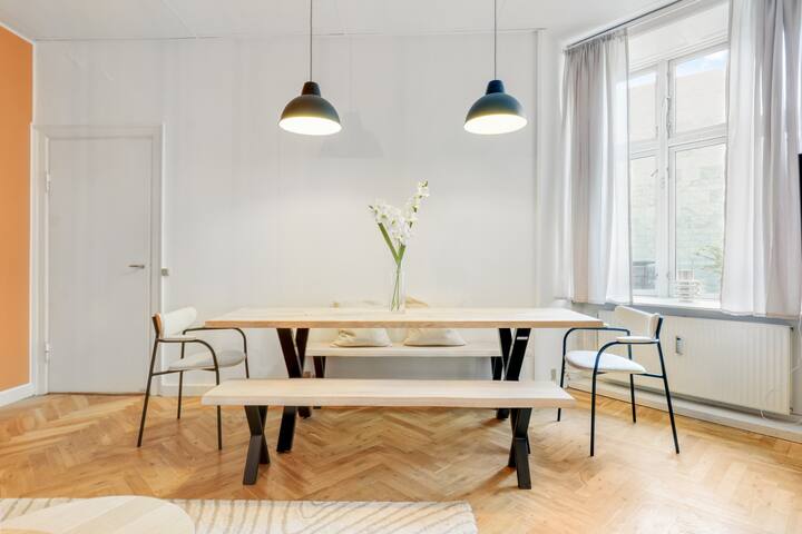 Stylish flat – 200m² of comfort gallery image 4