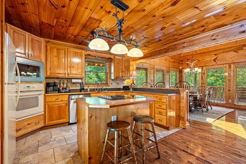 Hill Valley Hideaway cabin in Sevierville - Photo 3