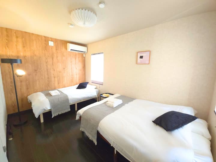 غرفة النوم 2