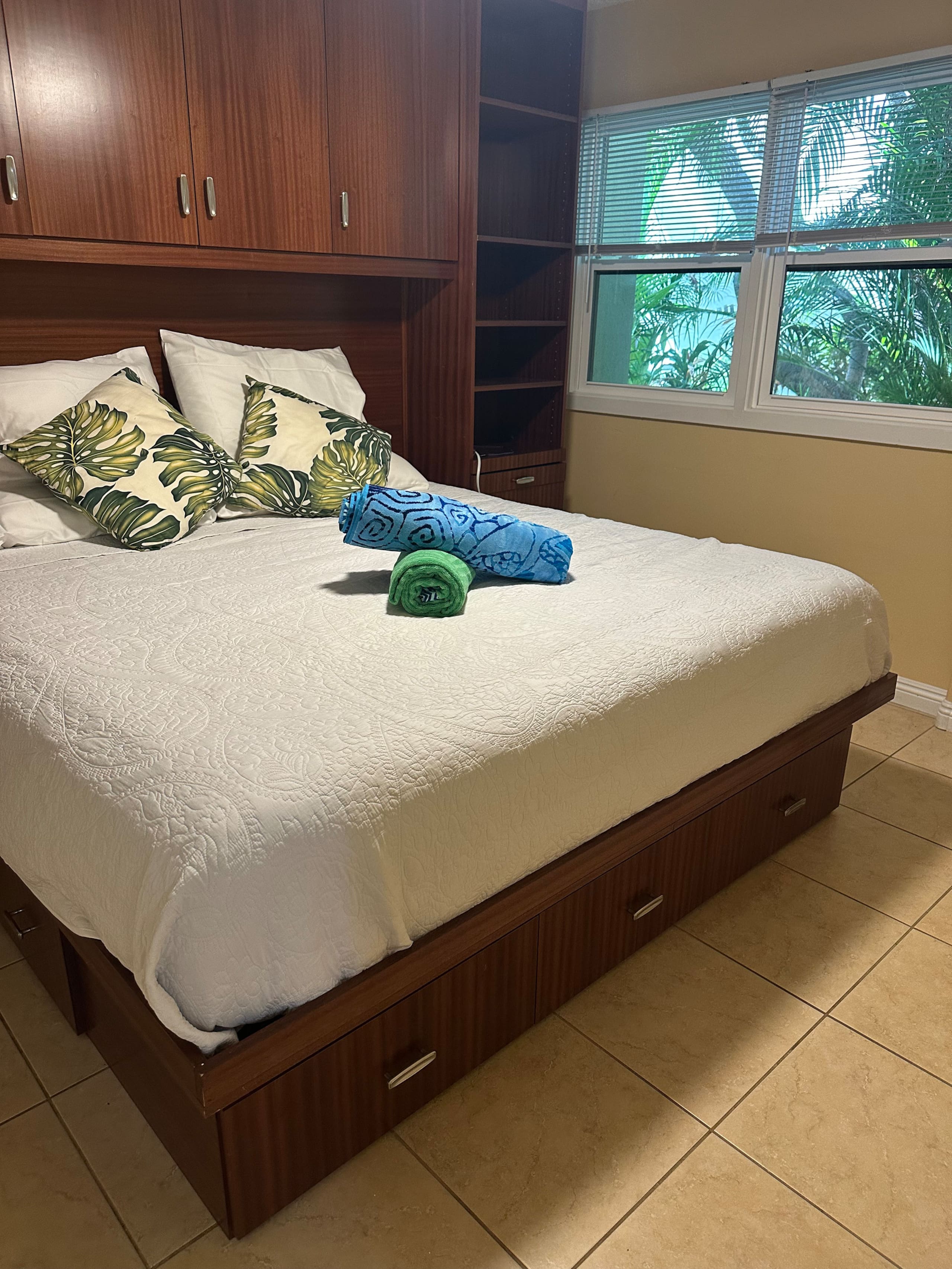 Condo in Wailuku · ★4.73 · 1 bedroom · 1 bed · 1 bath - Image 9