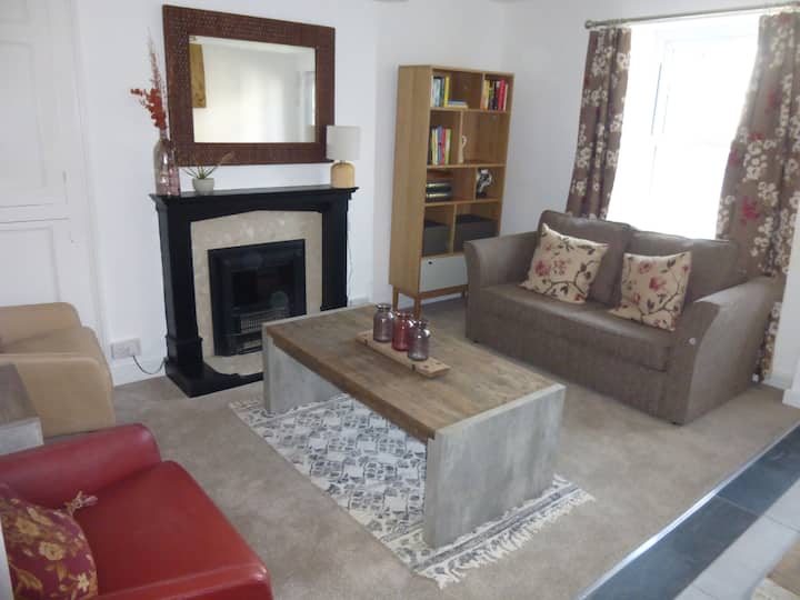 8 Willow Street - Betws-y-Coed