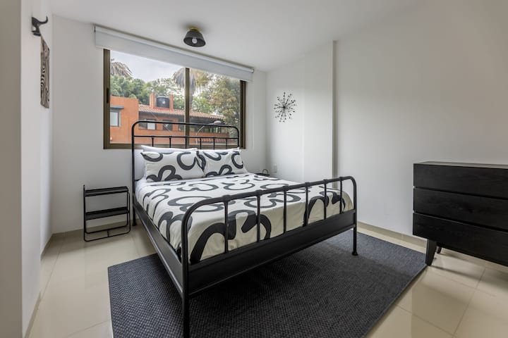 Ukubwa wa Cama Queen