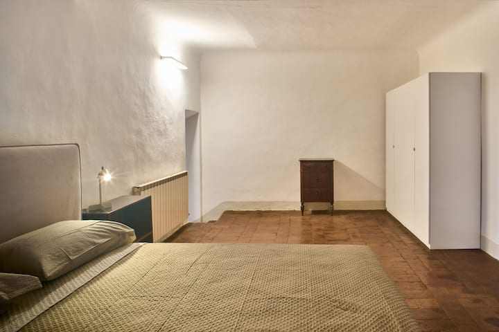 საძინებელი 3