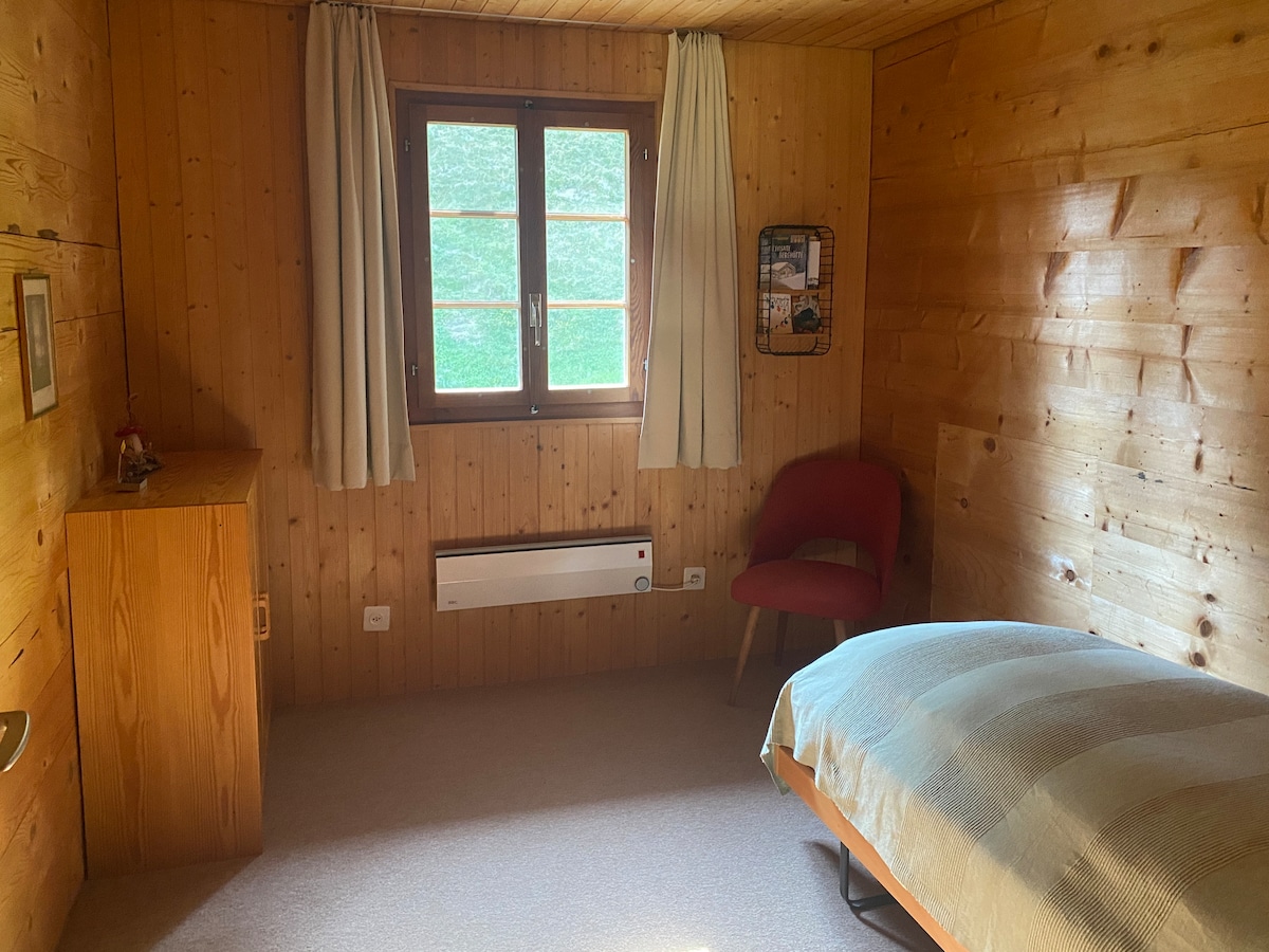 ห้องนอนที่ 5 พร้อมเตียงเดี่ยว