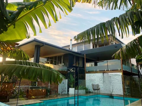 Luxe at Lighthouse Beach