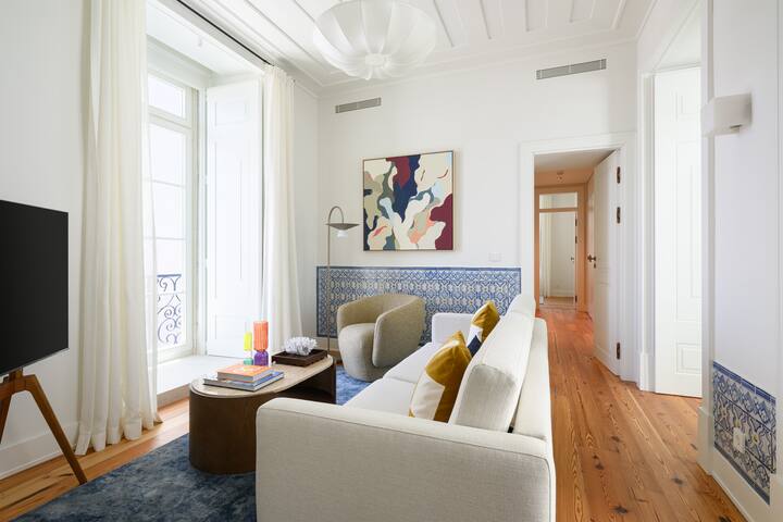 Chic Alfama Stay /2 bedrooms & 1 bathroom gallery image 3