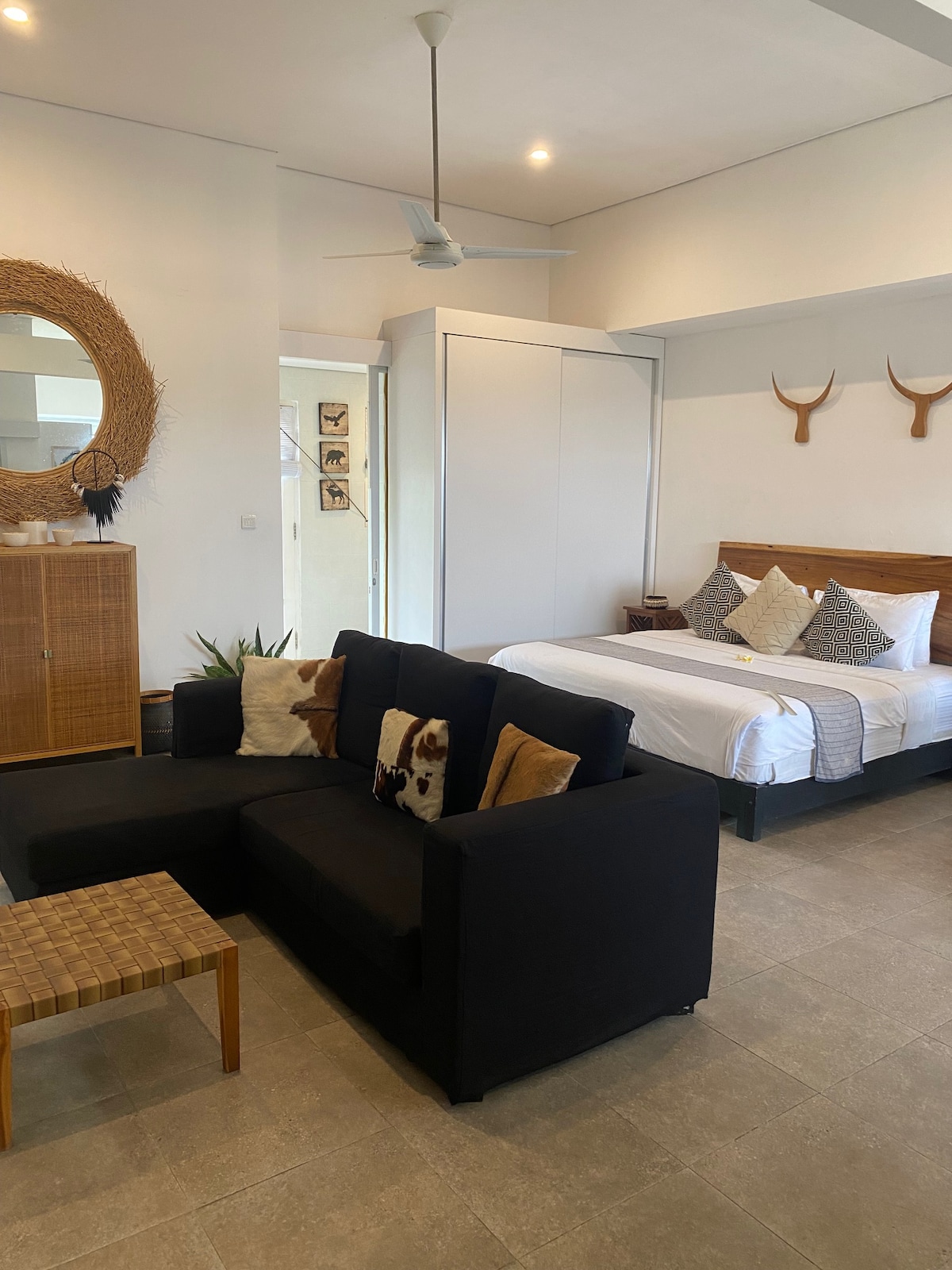 Loft in BATU BELIG · 1 bedroom · 2 beds · 1 private bath, comparable Airbnb