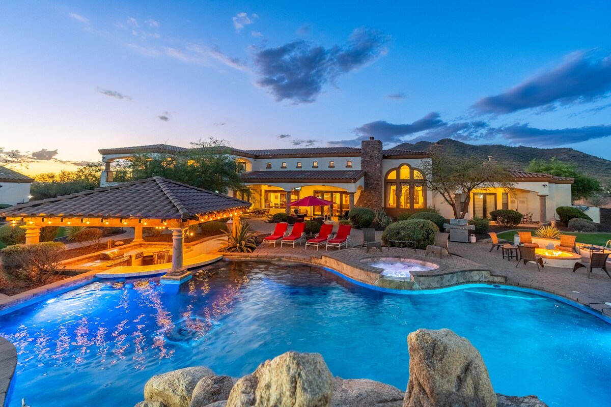 Private Mansion Estate with Pool and Mini Golf - Houses for Rent