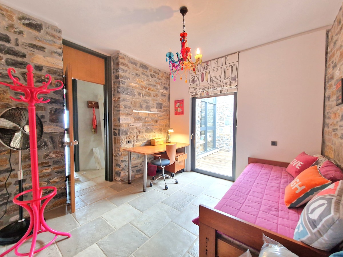 საძინებელი 3