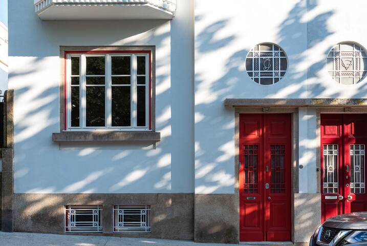 Bonfim 241 Family House gallery image 2