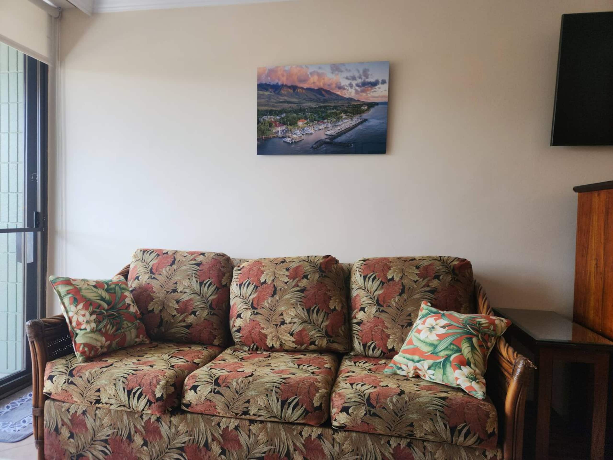 Condo in Lahaina · ★4.63 · Studio · 1 bed · 1 private bath - Image 2