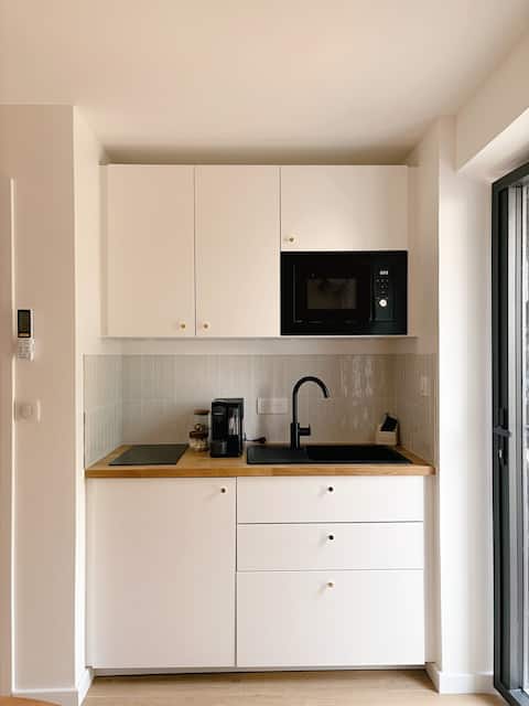 Popular Airbnb listing: Cosy studio with outdoor – Lyon Eurexpo Stadium in Metropolis Of Lyon