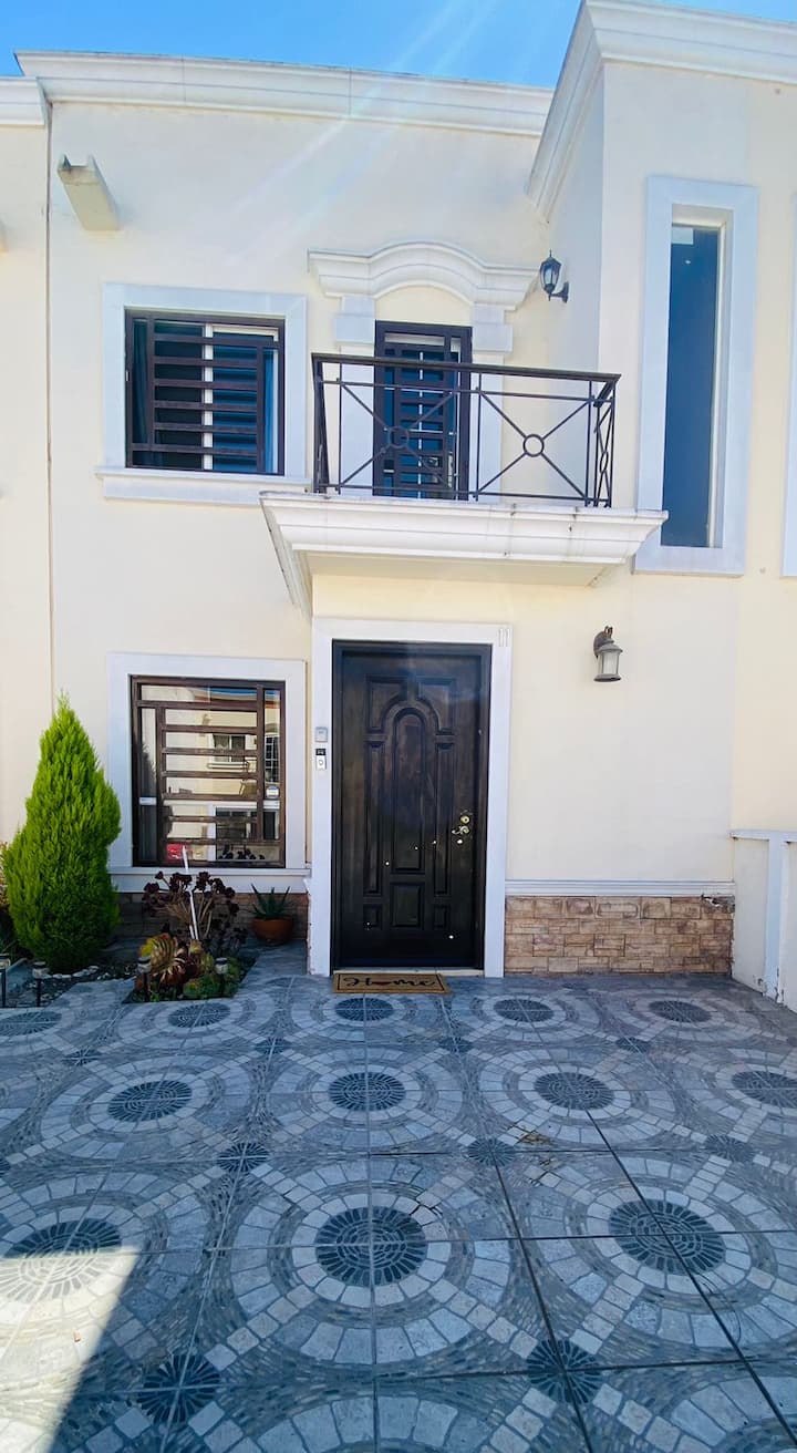 Home In Verona Residential With A Beautiful Vibe - Tijuana