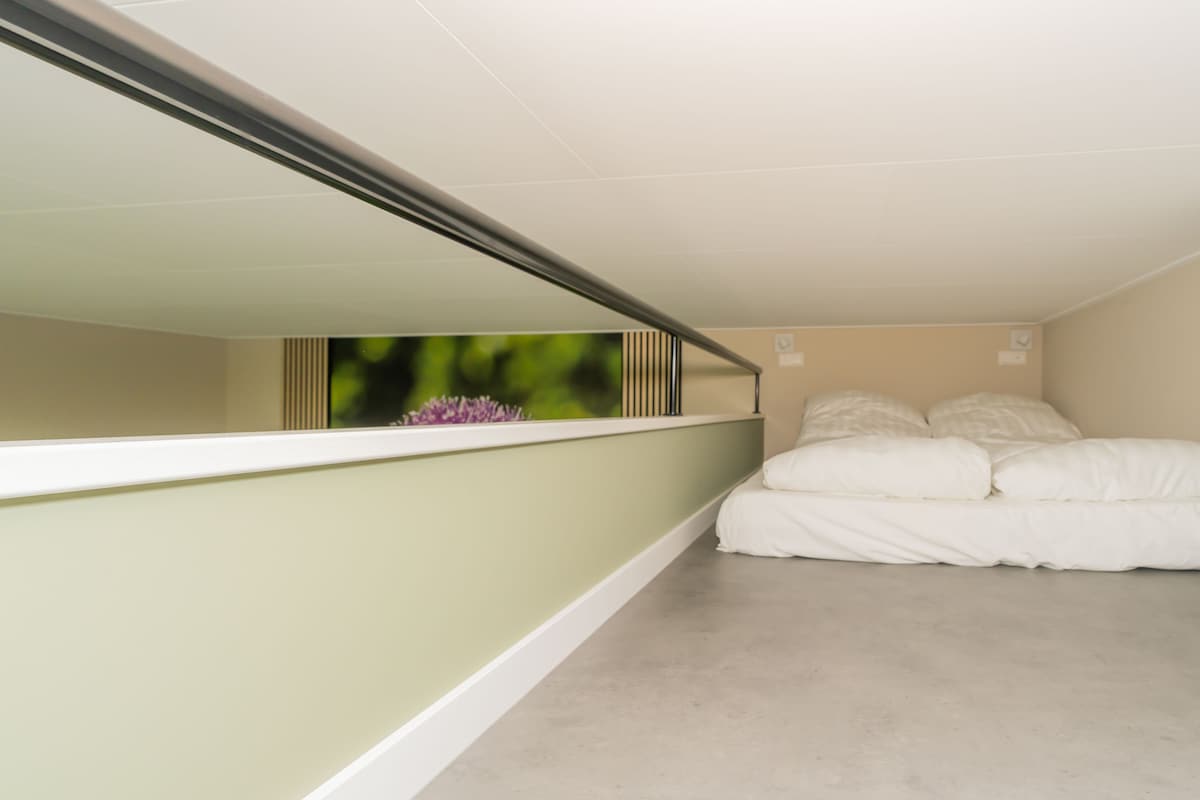 Под за спане за деца до 12 години 