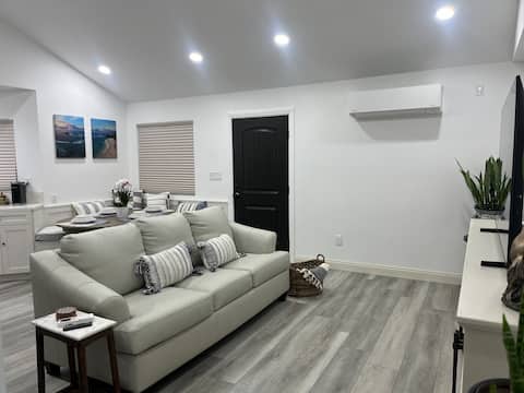 Top performing Airbnb: Near Los Angeles Stadium/Home Away From Home in Los Angeles