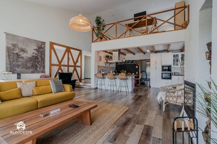 Sunrise Villa | Private pool + Garden