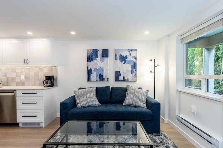 Luxury West Vancouver Stay 2br | Steps From Ferry - Horseshoe Bay