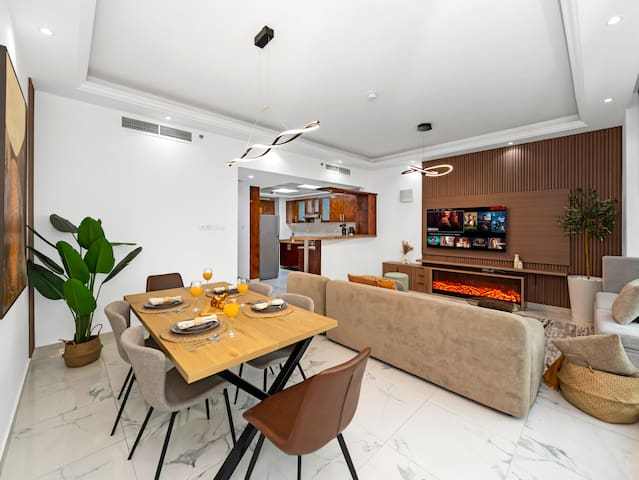 Centric Flat w/ Marina View | Ideal Beach Stay — foto 6