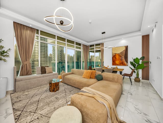 Centric Flat w/ Marina View | Ideal Beach Stay — foto 5