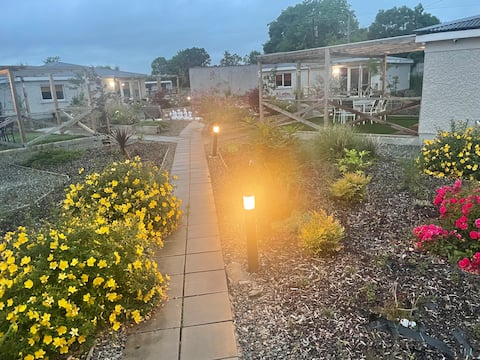 First/Last night in Ireland: Super Located 3 Bed